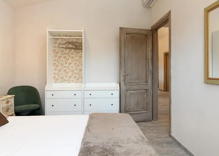 Terrazza Sulla Valle 4&2, Emma ארצו