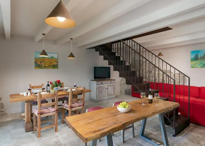 Terrazza Sulla Valle 4&2, Emma *